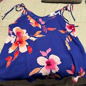 Flowy floral tank top